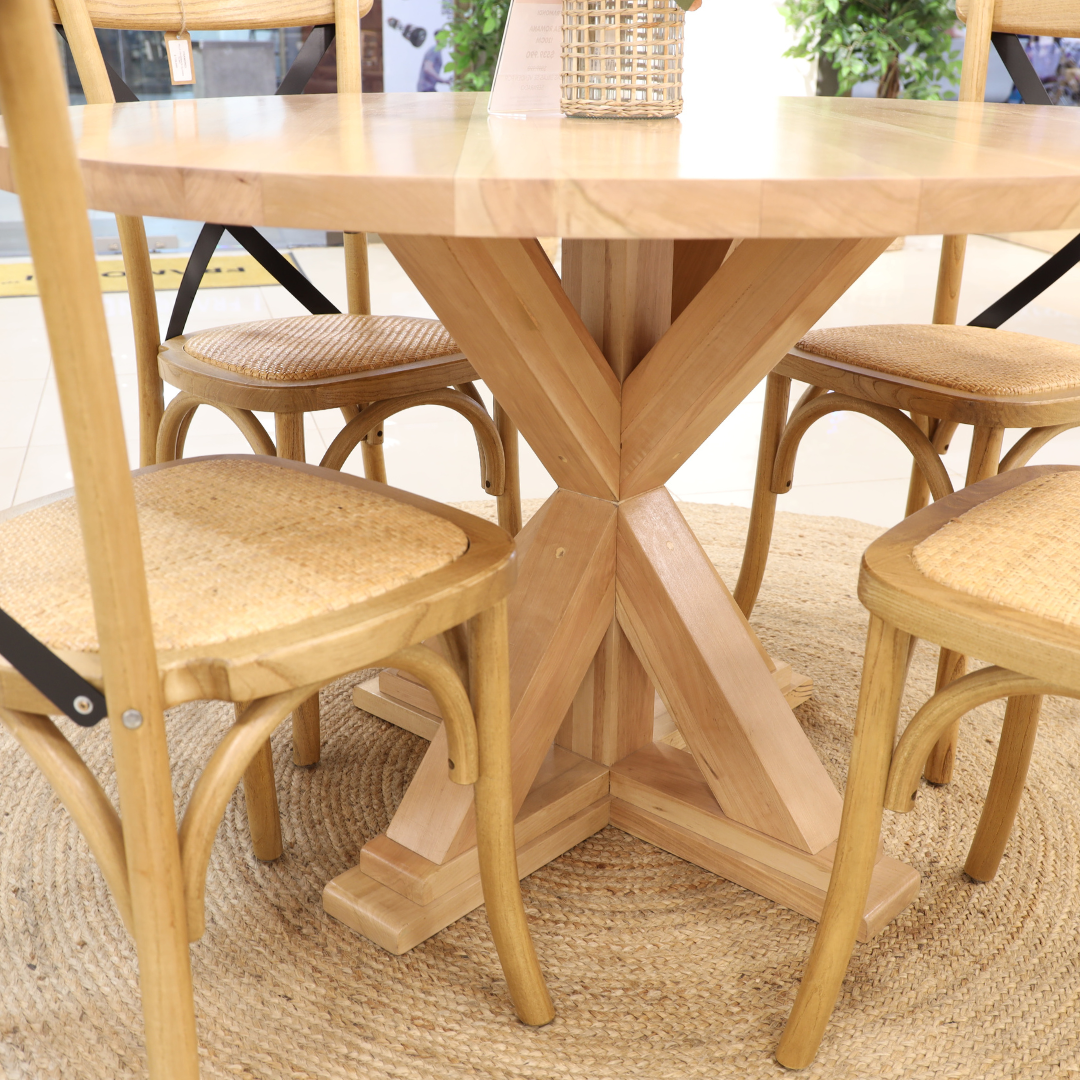 COMEDOR ROMANA NATURAL + 4 SILLAS ALONSA