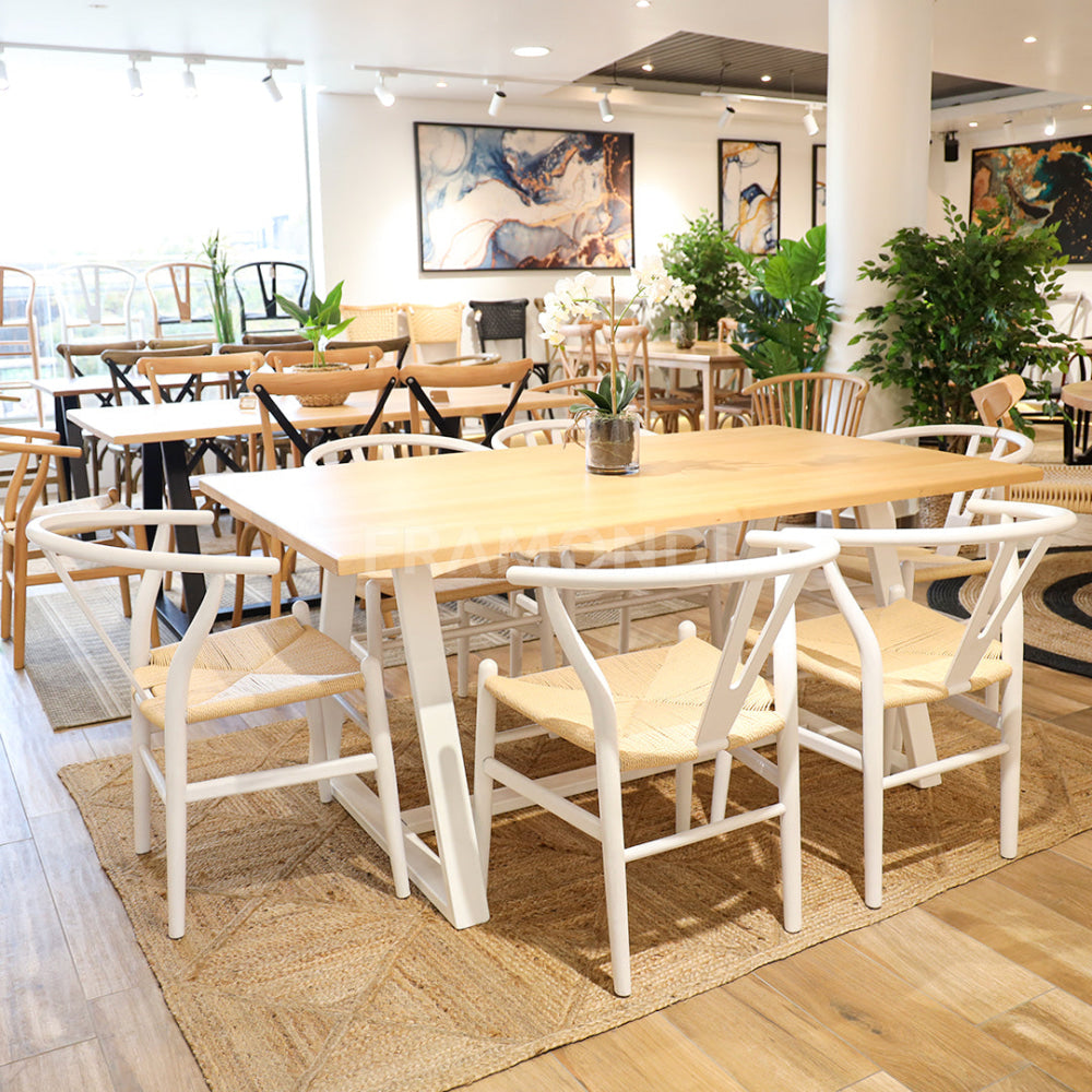 Comedor Genova 6P + 6 Wishbone Blancas Mesa