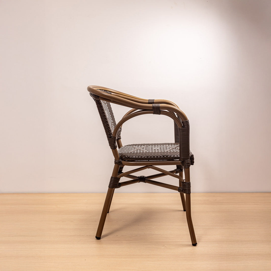 SILLA PARISINA (BRAZOS) CAFÉ