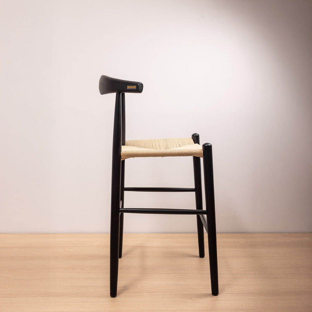 Taburete Elbow Negro Asiento Natural
