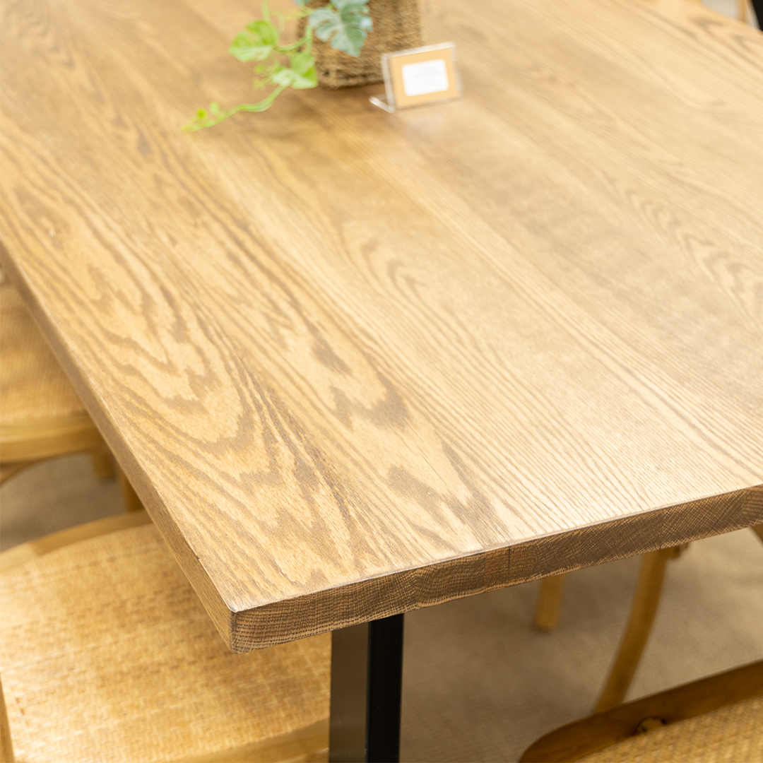 COMEDOR EMILIA ROBLE  200x100cm + 6 SILLAS ALONSA + 2 LORENZA ROBLE