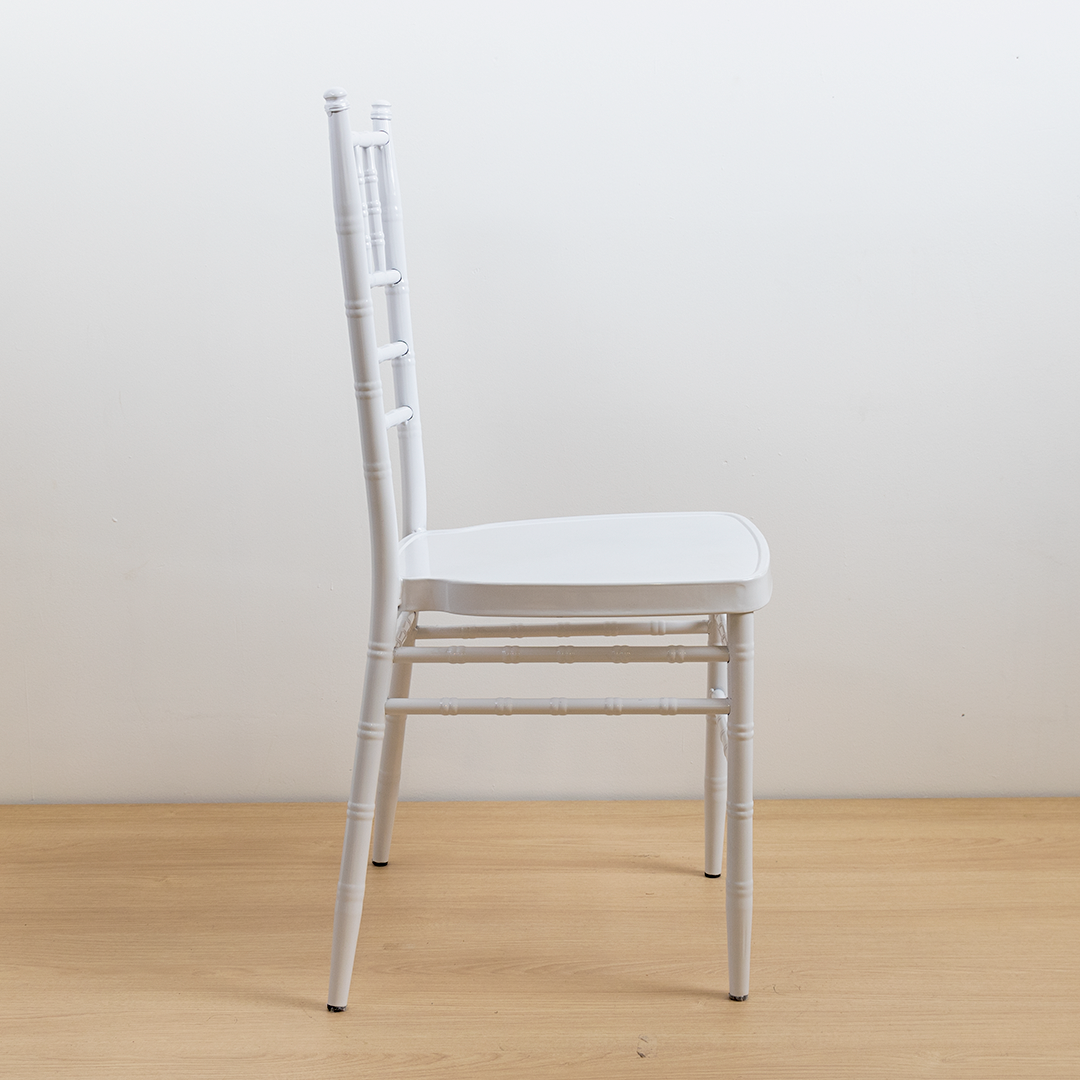 SILLA CHIAVARI BLANCA INCLUYE COJÍN