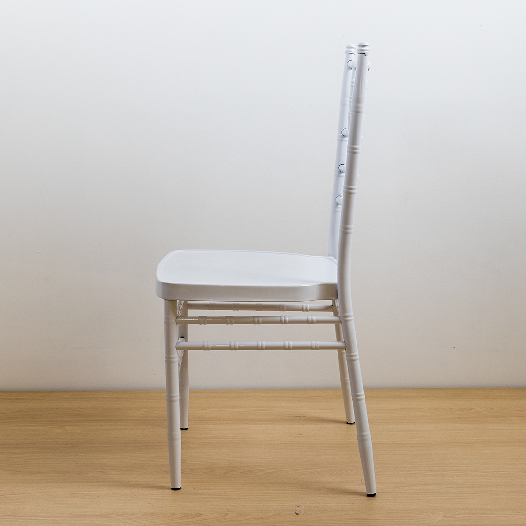 SILLA CHIAVARI BLANCA INCLUYE COJÍN