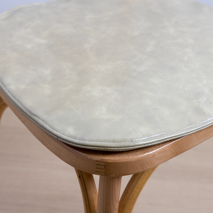 COJÍN CUERO MARFIL CROSSBACK