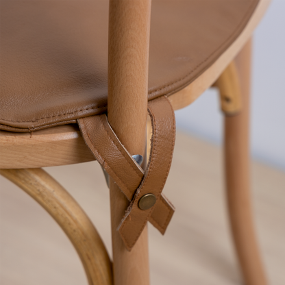 COJÍN CUERO CARAMELO CROSSBACK