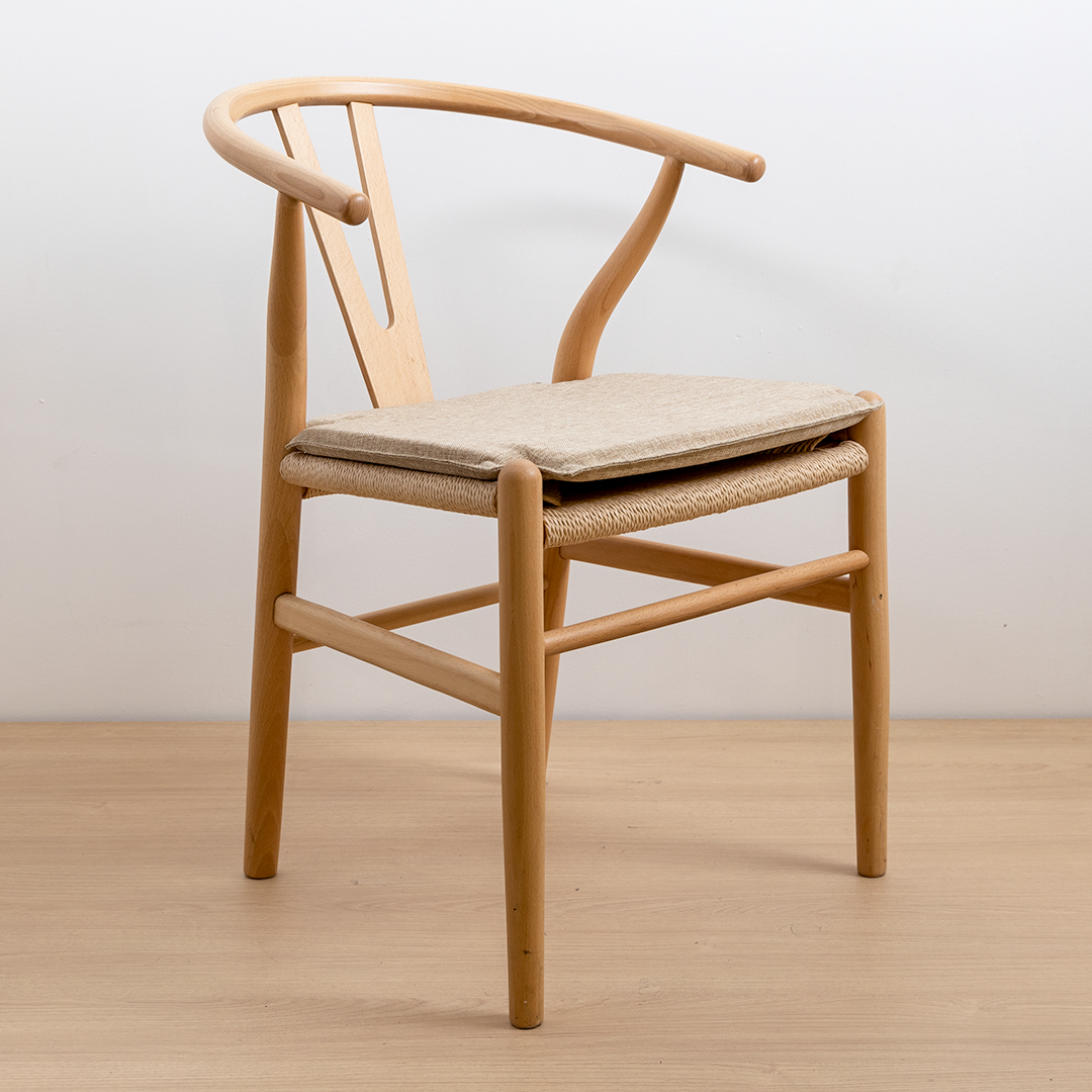 COJÍN BEIGE LINO WISHBONE