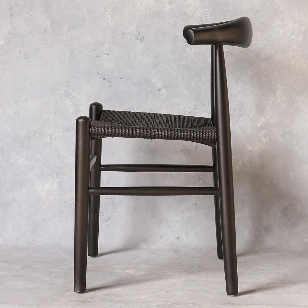 Silla Elbow Black Sillas