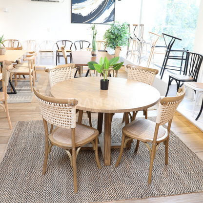 Comedor Carlota Pino Nogal + 4 Sillas Lorenza Roble Mesa