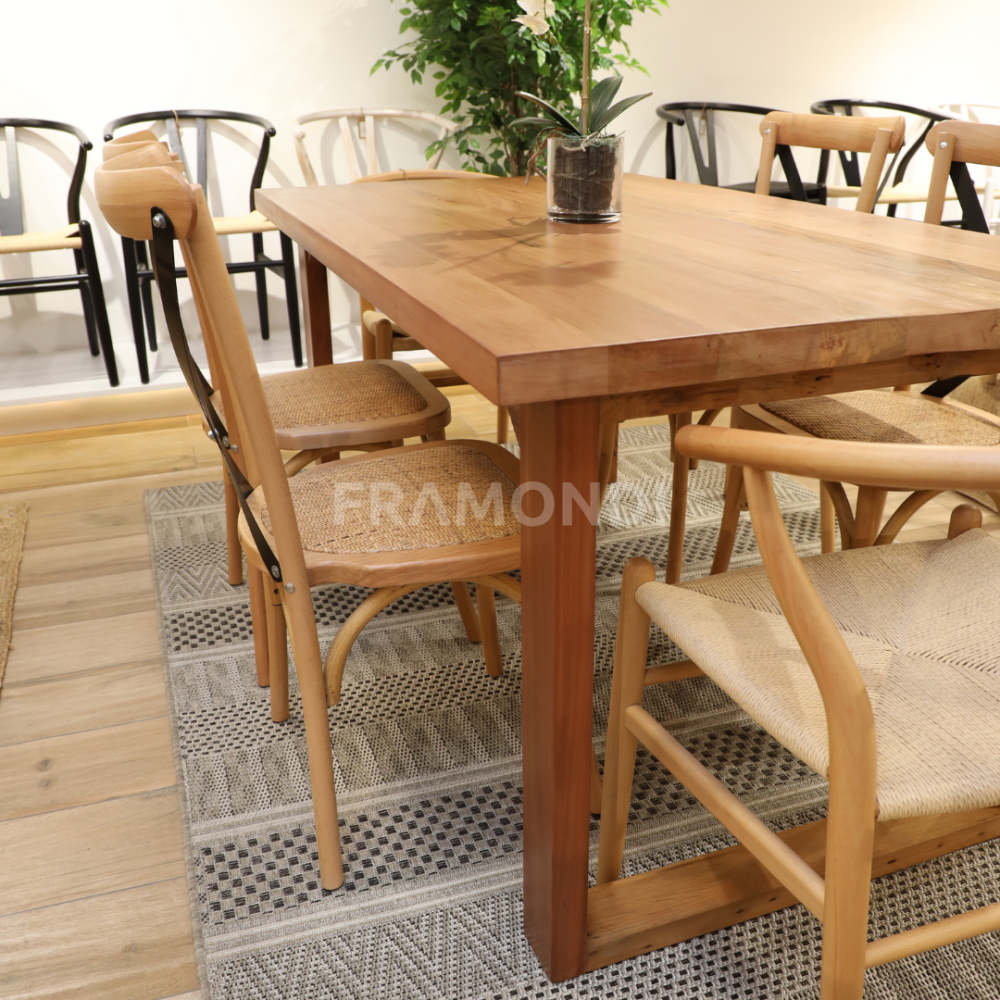 Comedor Eva Lenga 6P 160X100 Cm + 4 Alonsas 2 Wishbone Mesa