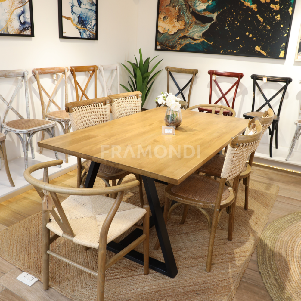 Comedor Luciana Haya 6P + 4 Lorenza Roble 2 Wishbone Mesa