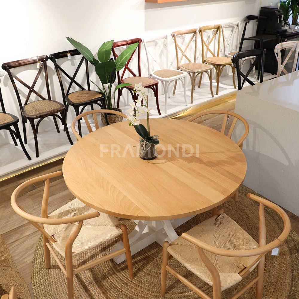 Comedor Isabella Haya Natural + 4 Wishbone Mesa