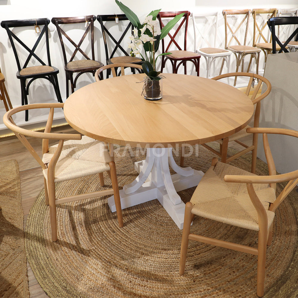 Comedor Isabella Haya Natural + 4 Wishbone Mesa