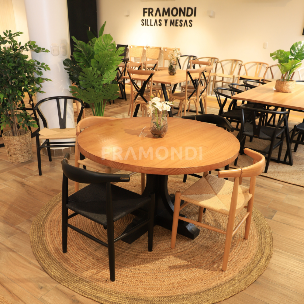 Comedor Isabella Natural + 4 Sillas Elbow Mesa